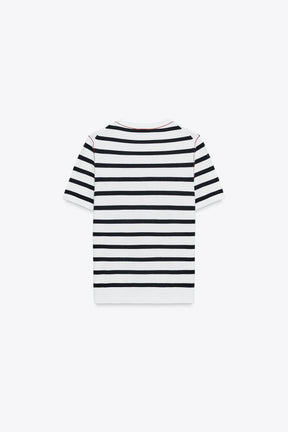 Strickpullover mit Kontrast