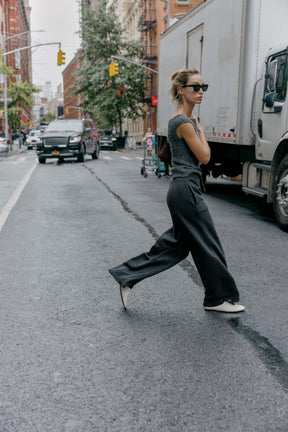 Kontrastgewaschene Hosen