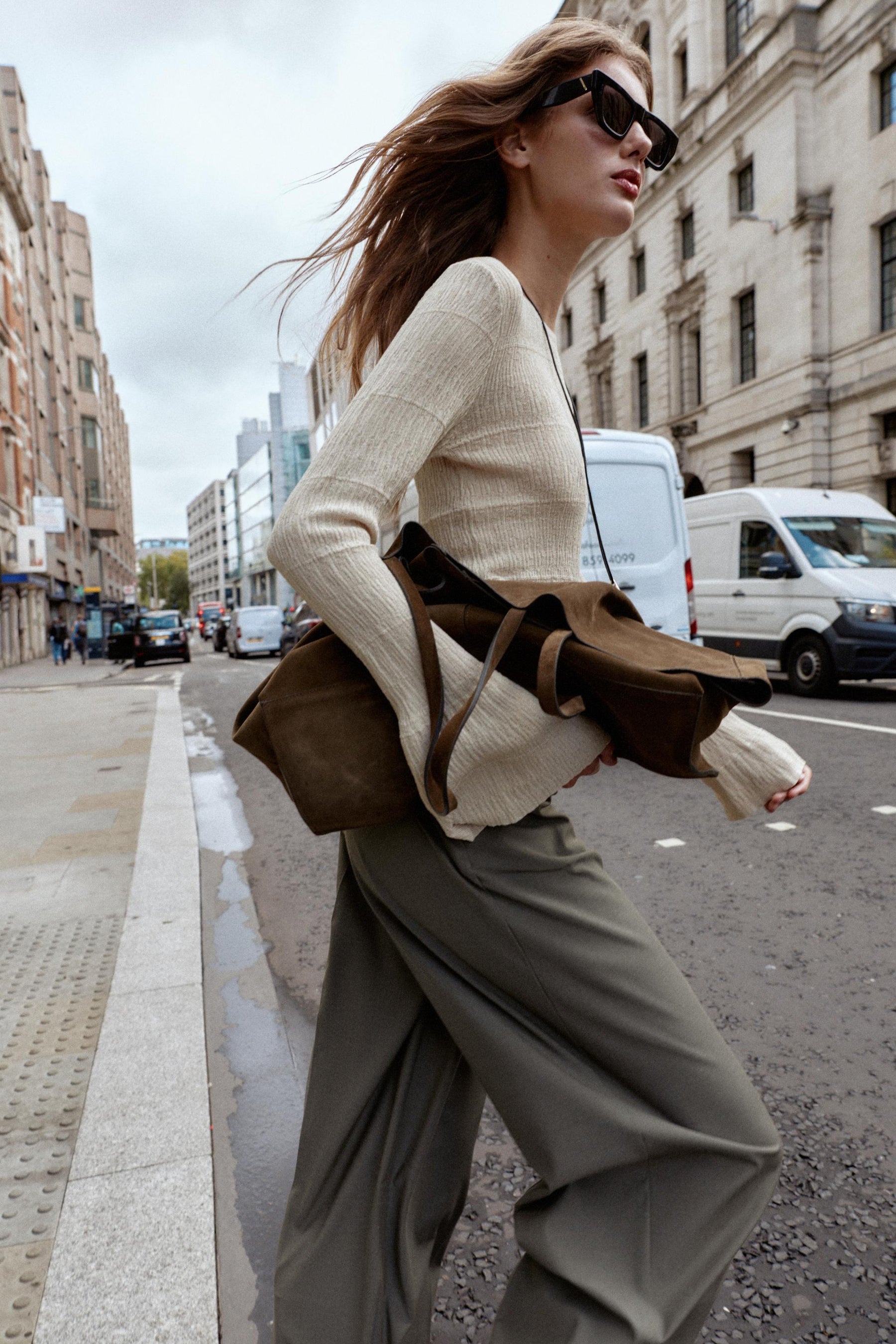 POINTELLE-STRICKPULLOVER