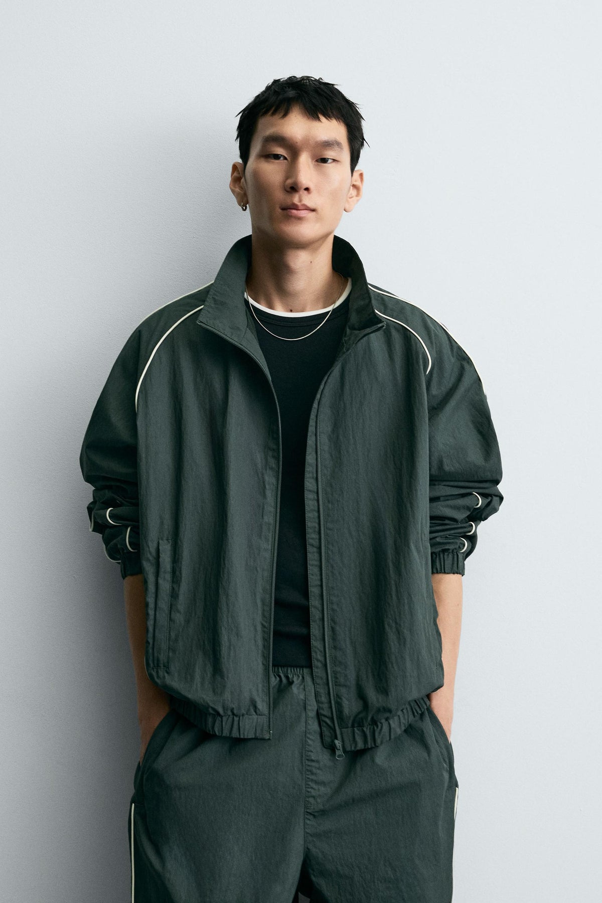 CONTRAST TECHNICAL JACKET - Image 2