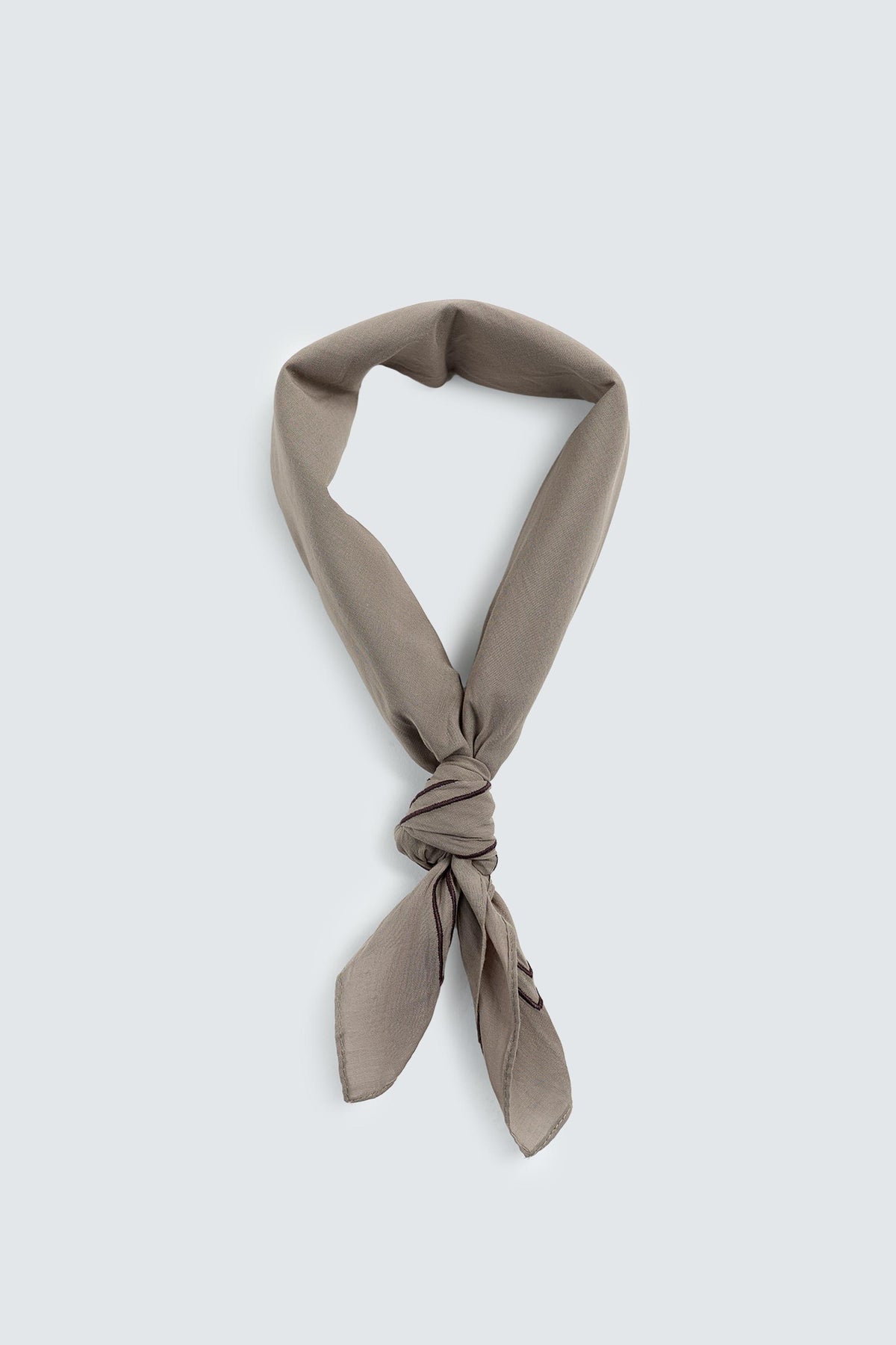 CONTRAST EMBROIDERY BANDANA - Image 2