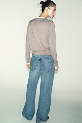 Strickjacke mit Spitzenbesatz