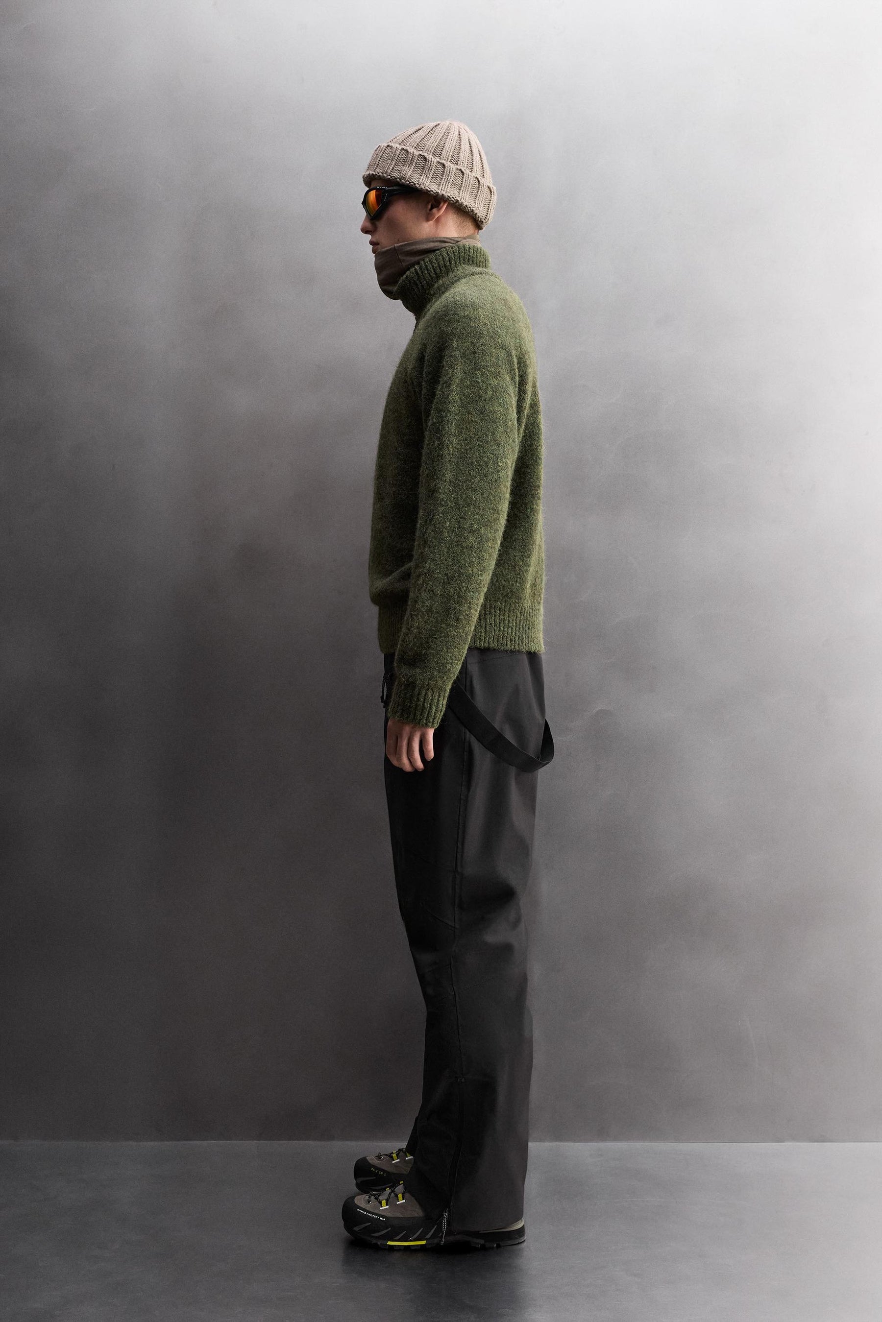 Wollpullover mit Reißverschluss