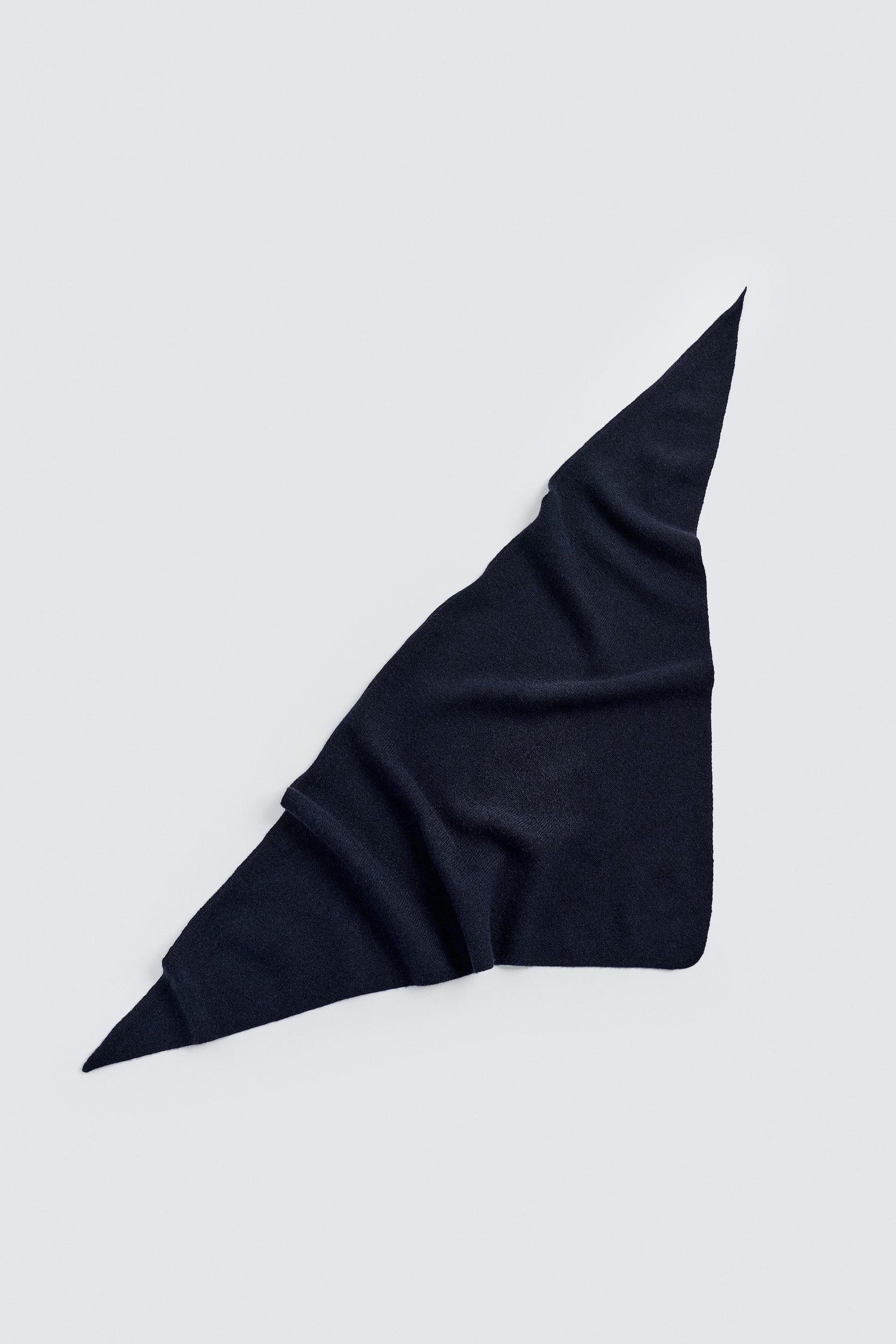 KNITTED WOOL BANDANA - Image 3