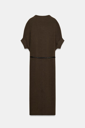 Strickkleid mit Gürtel 