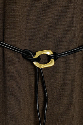 Strickkleid mit Gürtel 