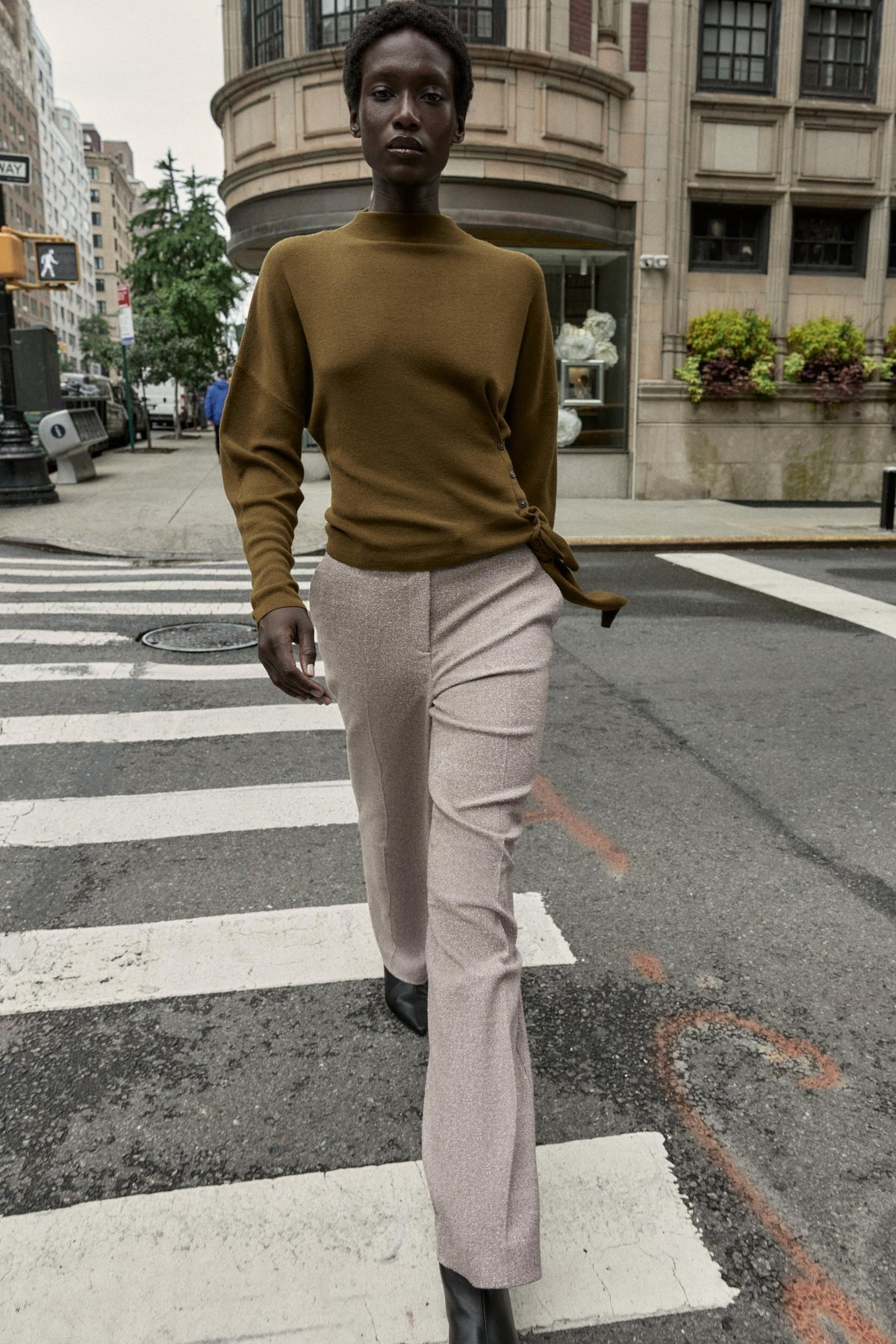 GEKNOTTER STRICKPULLOVER