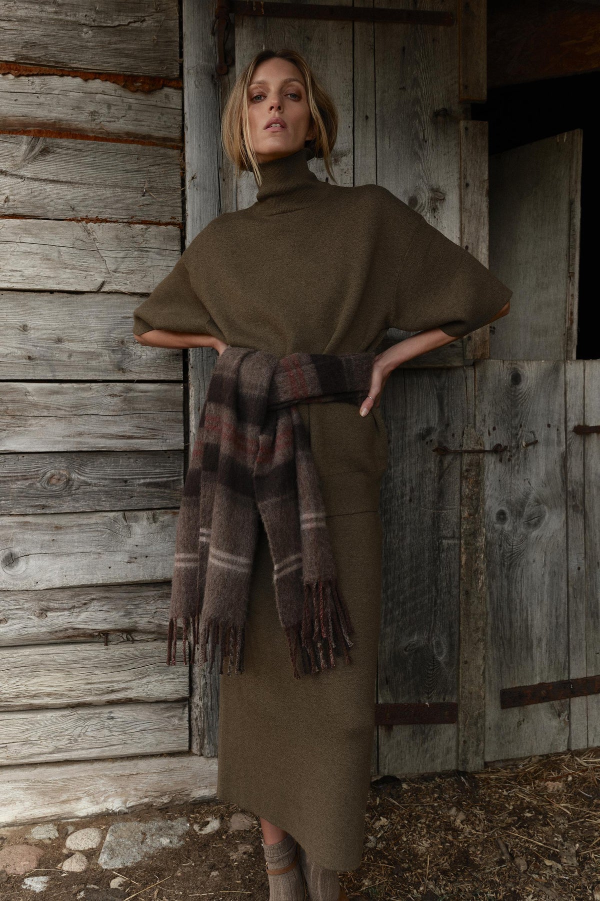 ÜBERGRÖSSERTER WOLLPULLOVER