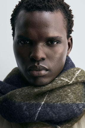 DIAMOND JACQUARD SCARF - Image 2