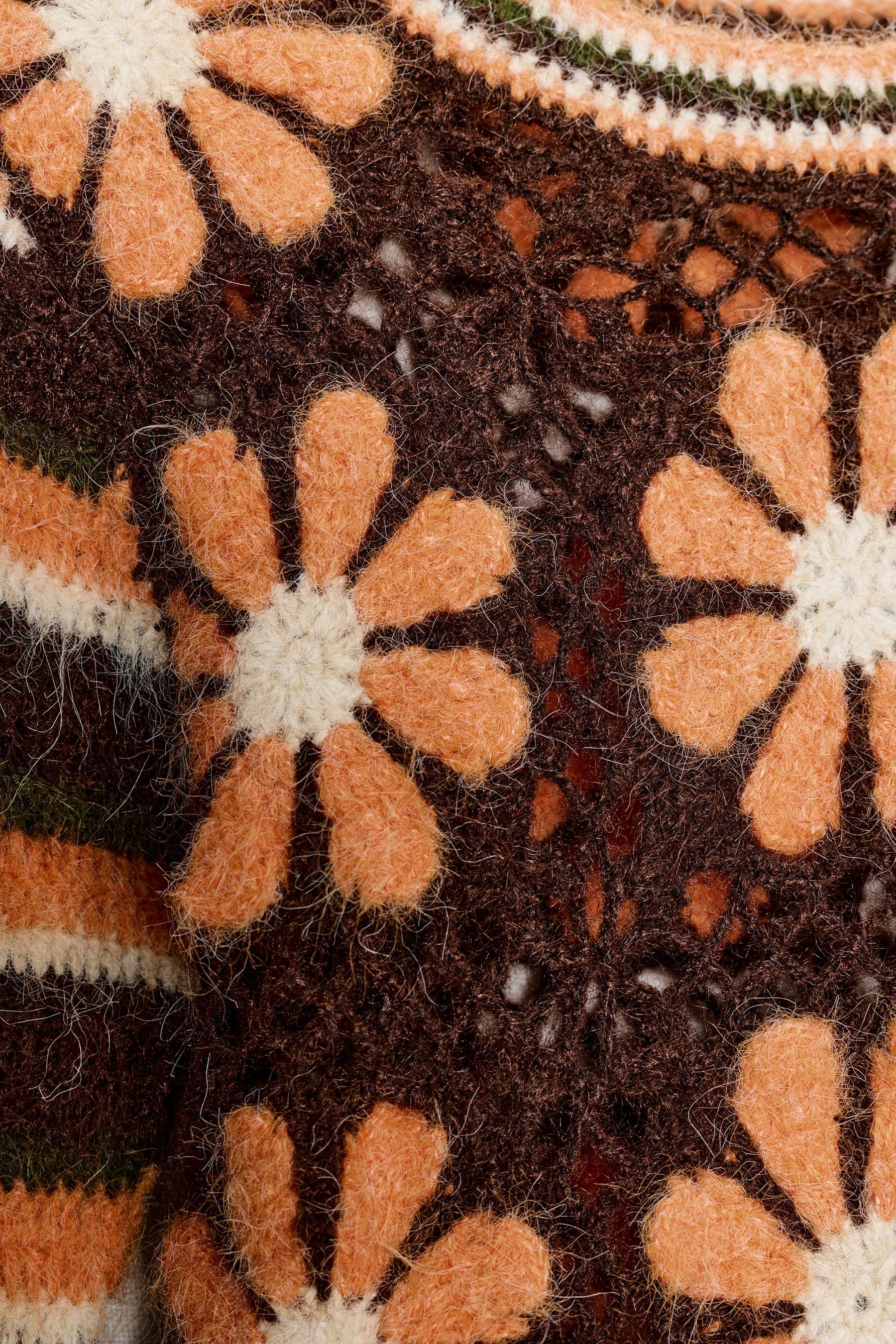 STRICKPULLOVER MIT BLUMENMUSTER