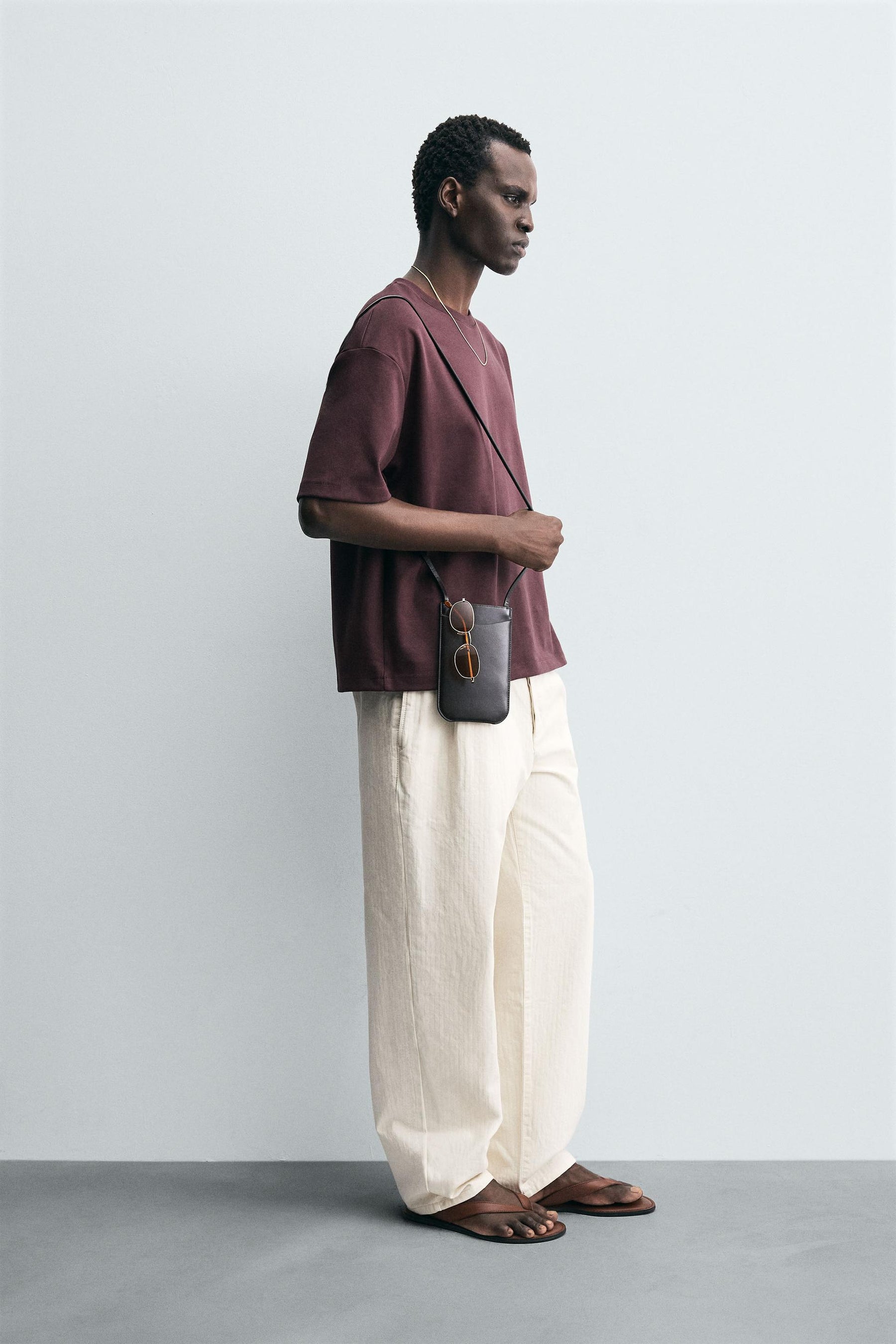 EMBROIDERED FLOWER T-SHIRT - Image 4