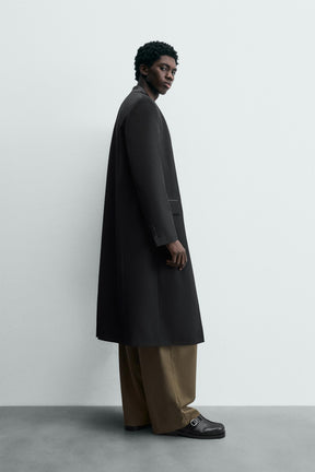 Gestreifter Jacquard-Mantel