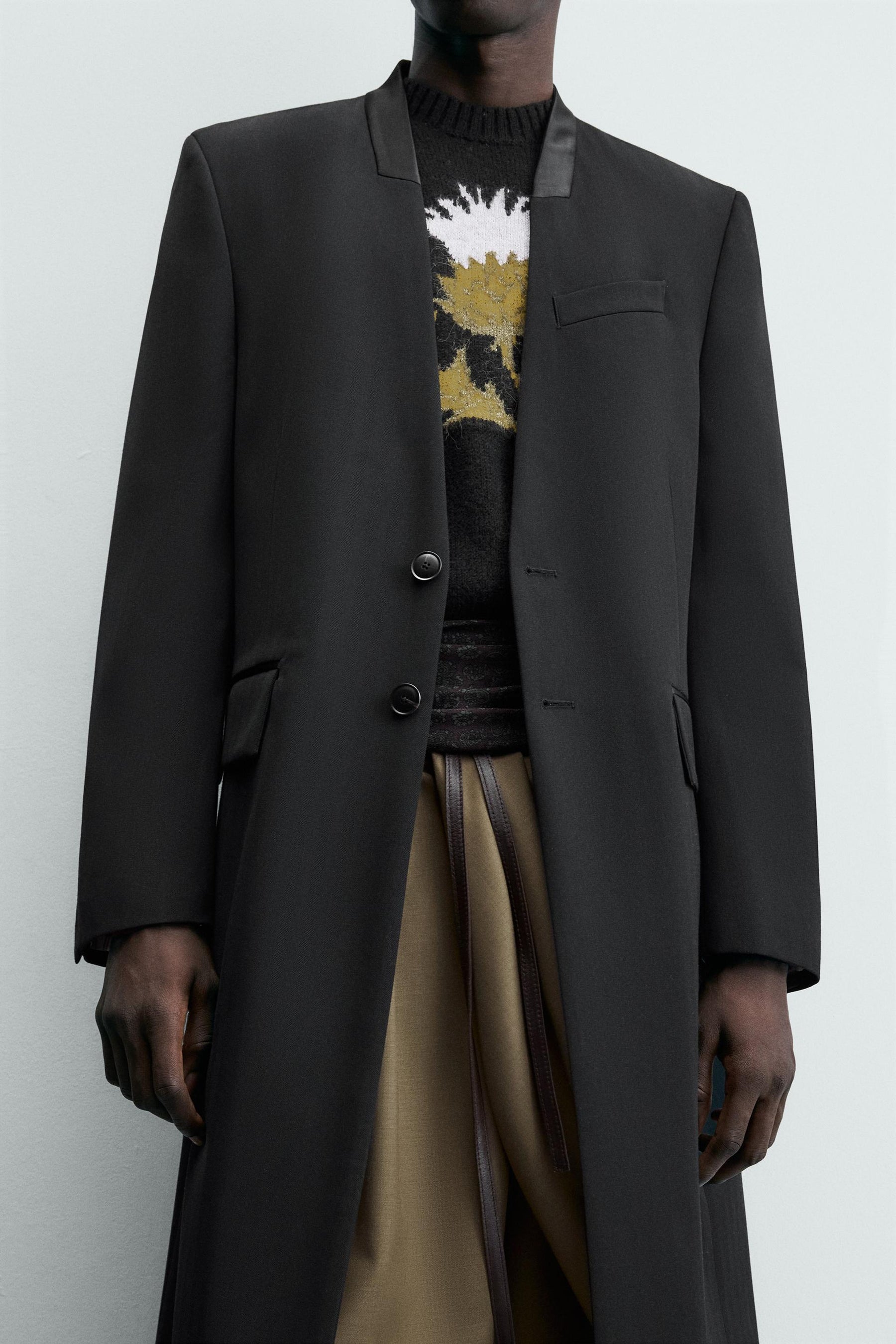 Gestreifter Jacquard-Mantel