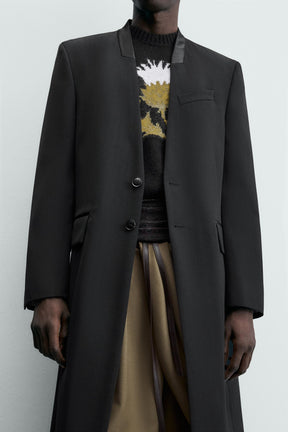 Gestreifter Jacquard-Mantel