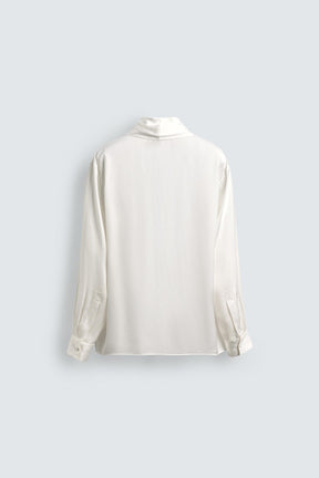 Bluse mit Wasserfallausschnitt