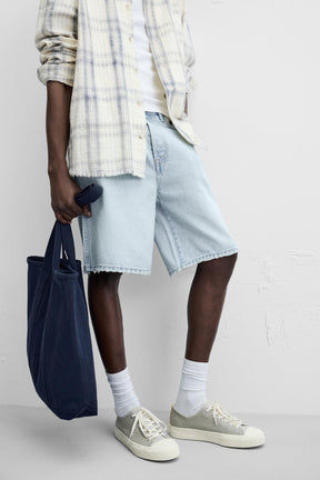 STRAIGHT-LEG DENIM BERMUDA SHORTS - Image 5