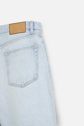 STRAIGHT-LEG DENIM BERMUDA SHORTS - Image 10