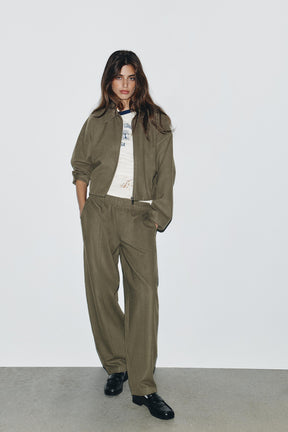 Weiche Bomberjacke mit Reißverschluss