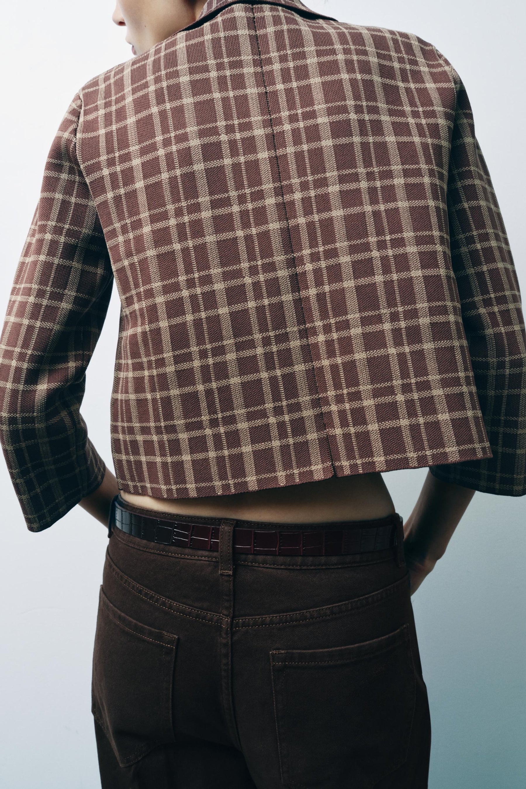 Karierte Strickjacke