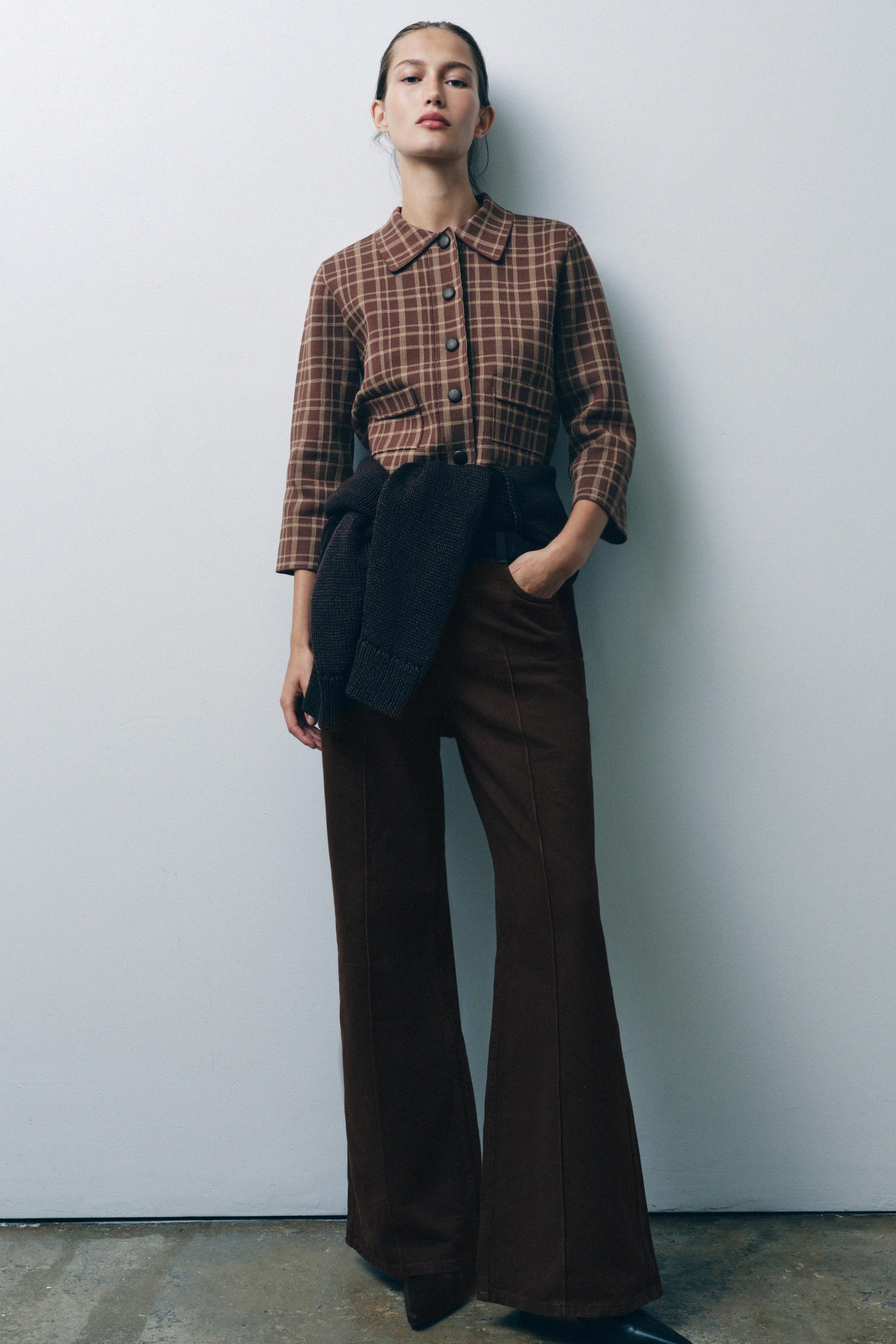 Karierte Strickjacke