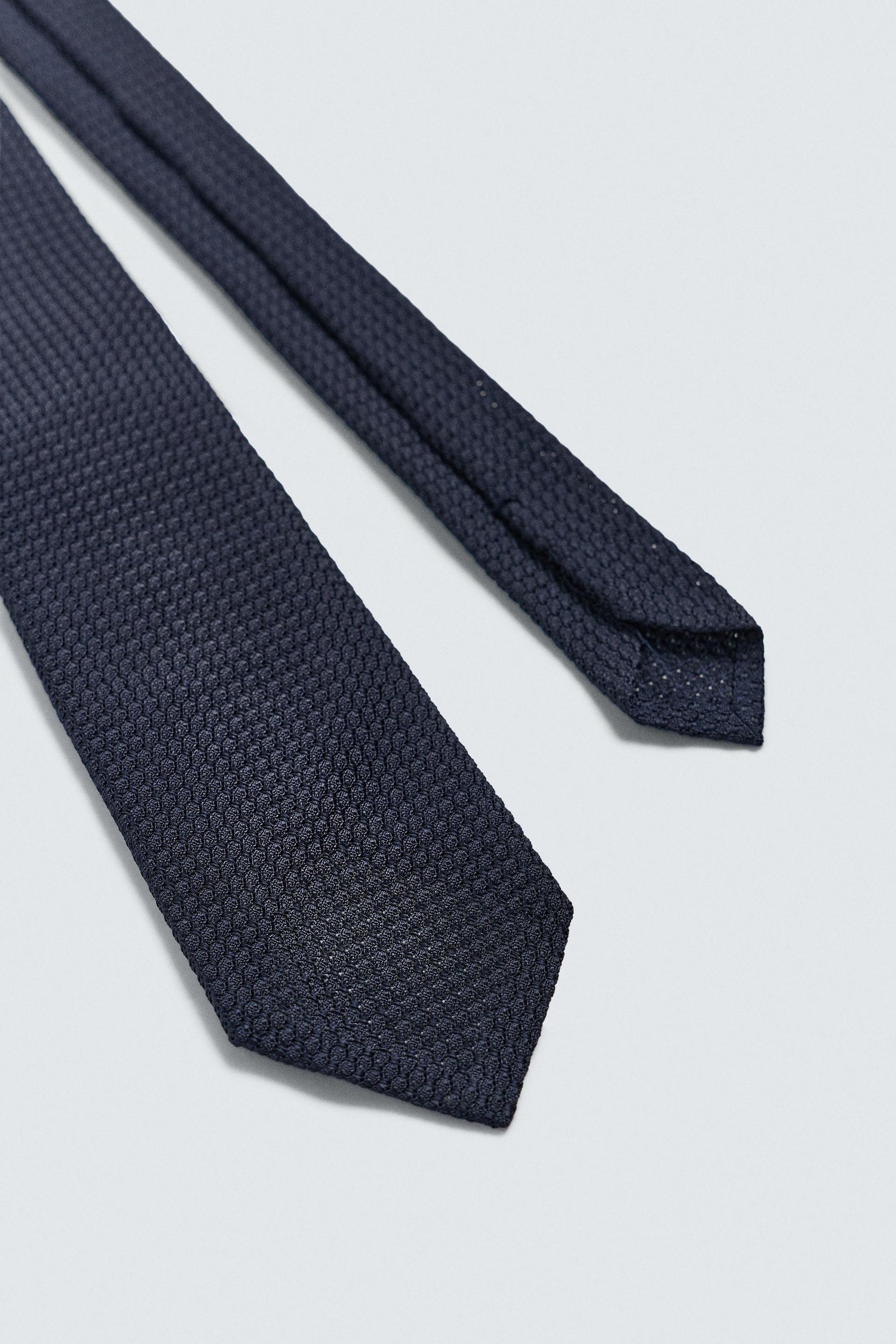 Krawatte aus strukturierter Seide