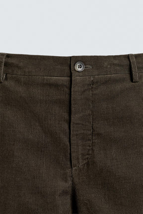 Leichte Cordhose