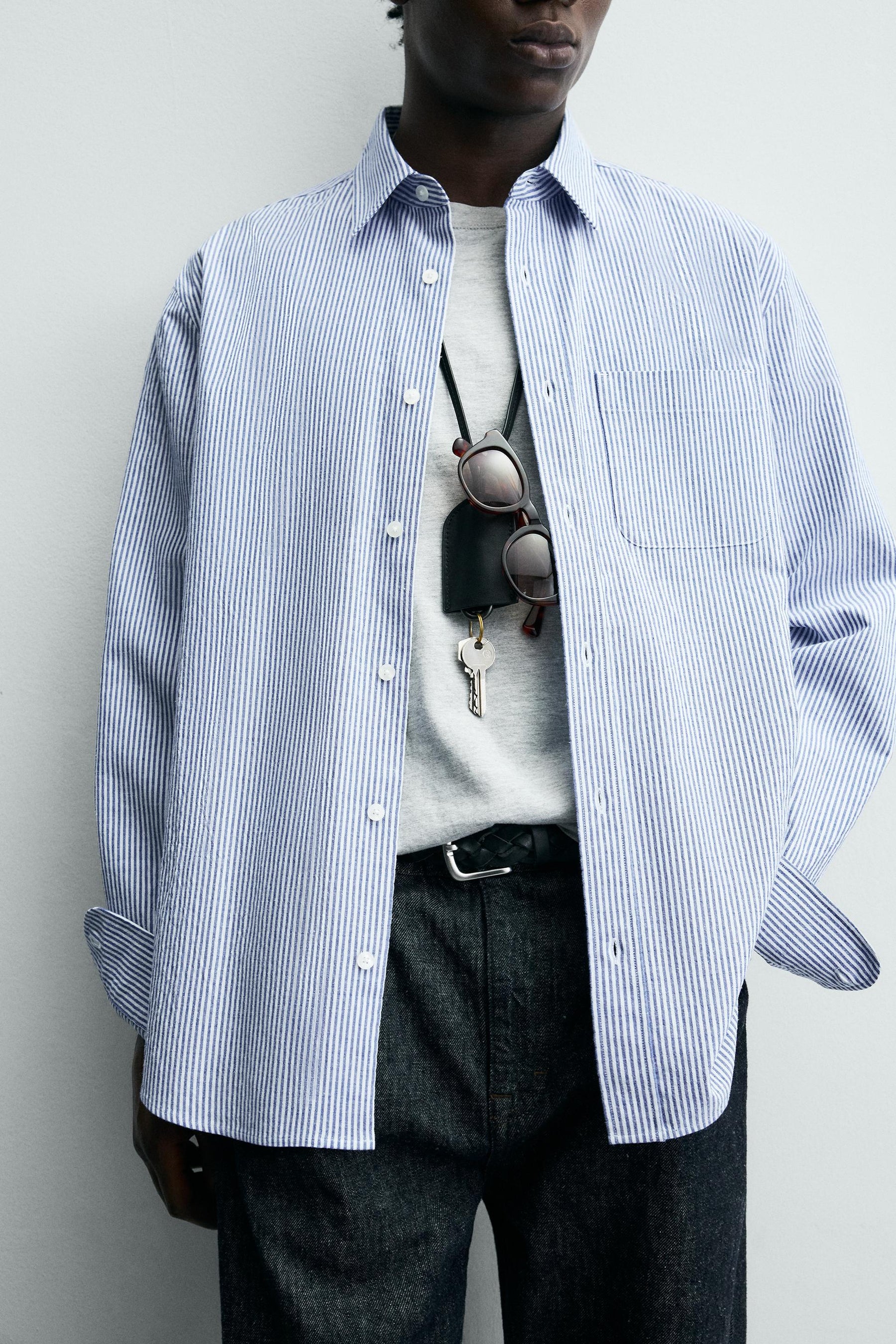 Gestreiftes Knitterhemd