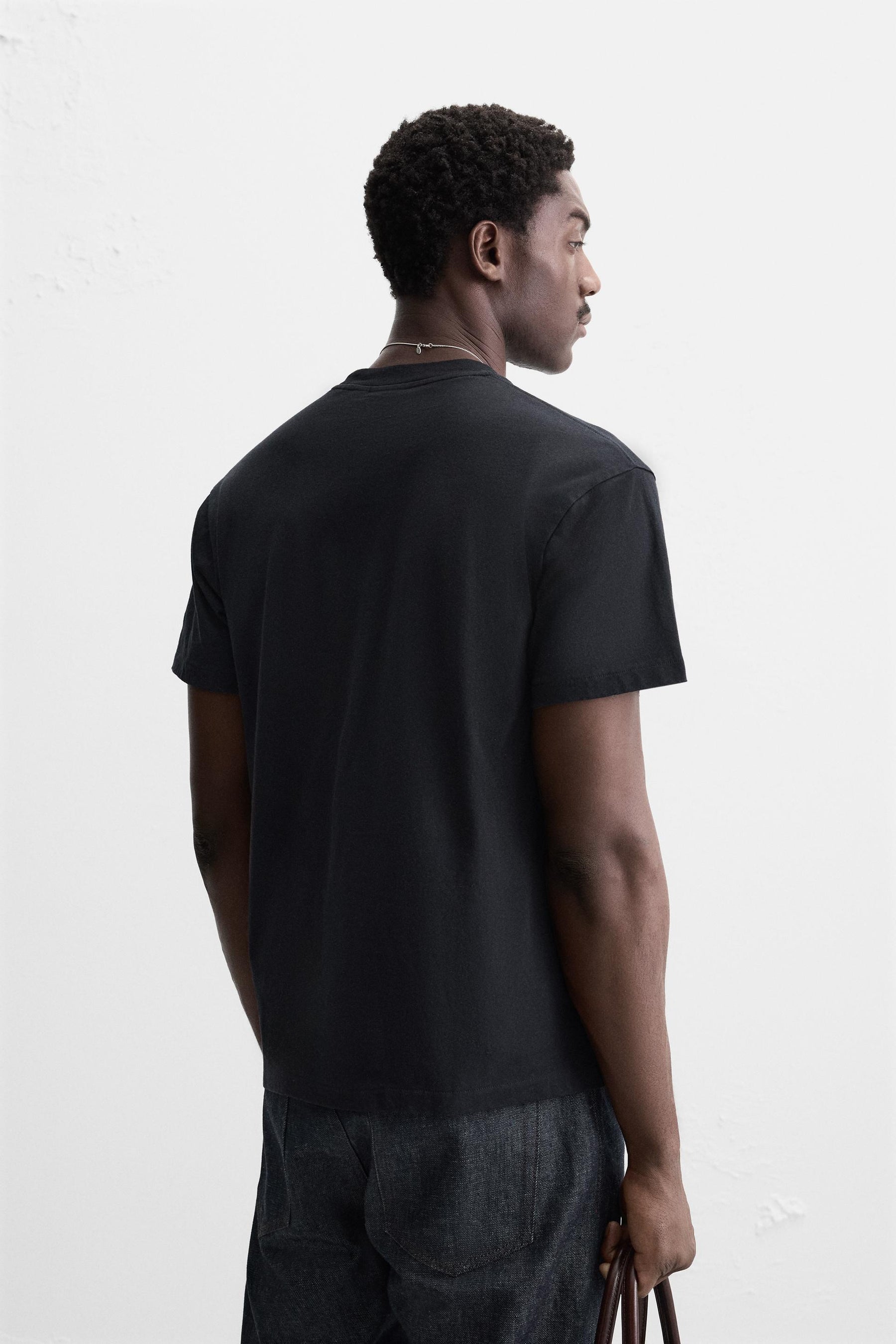 T-SHIRT WITH POCKET - Image 3