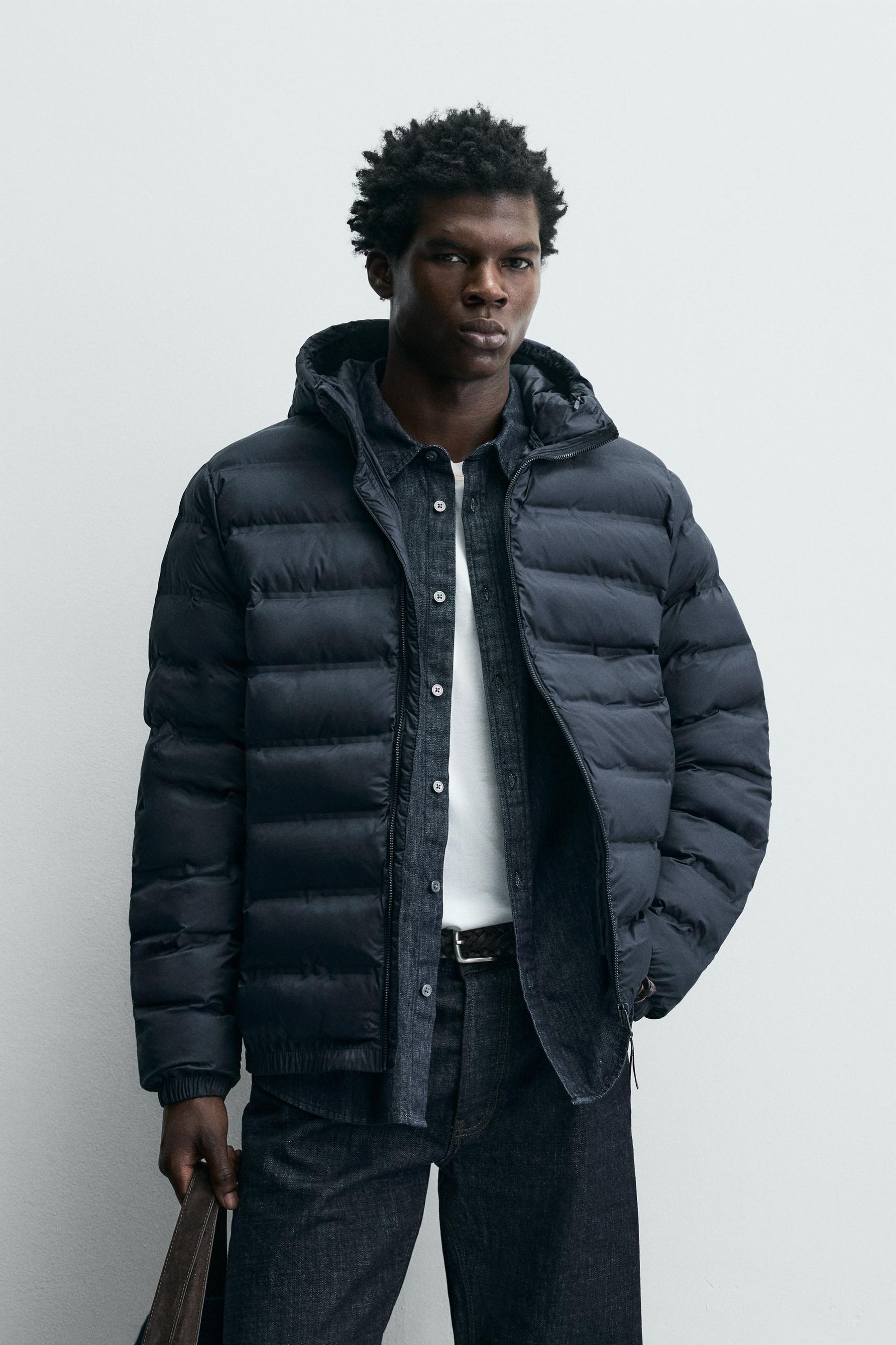 WATER-REPELLENT LIGHTWEIGHT PUFFER JACKET - Image 2