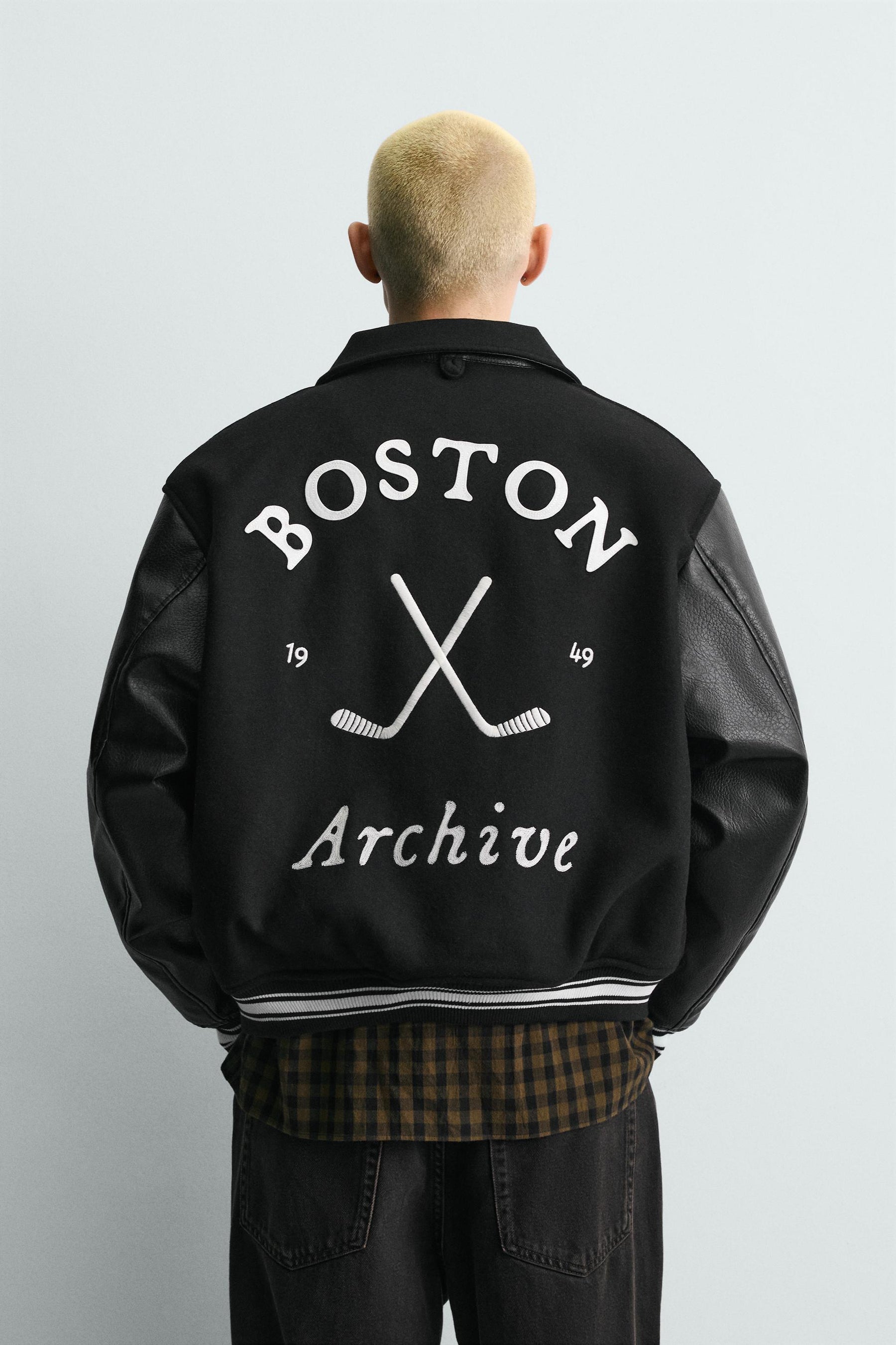 Bestickte Bomberjacke