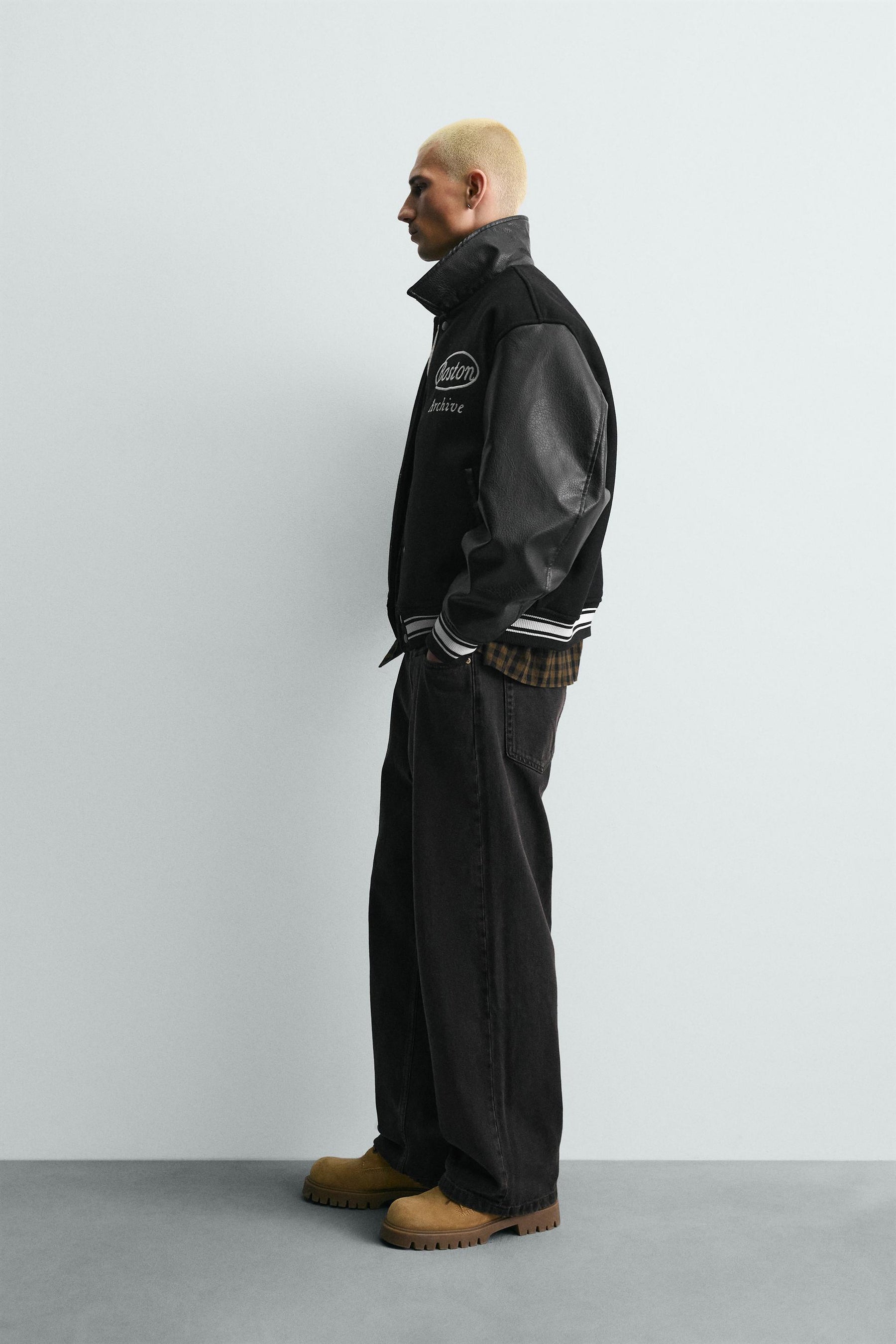 Bestickte Bomberjacke