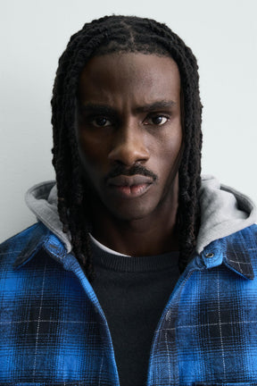 Kapuzenhemd mit Karomuster