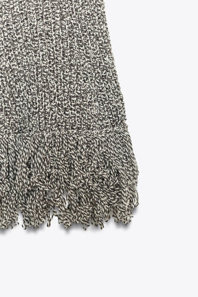 Strickpullover mit Fransen