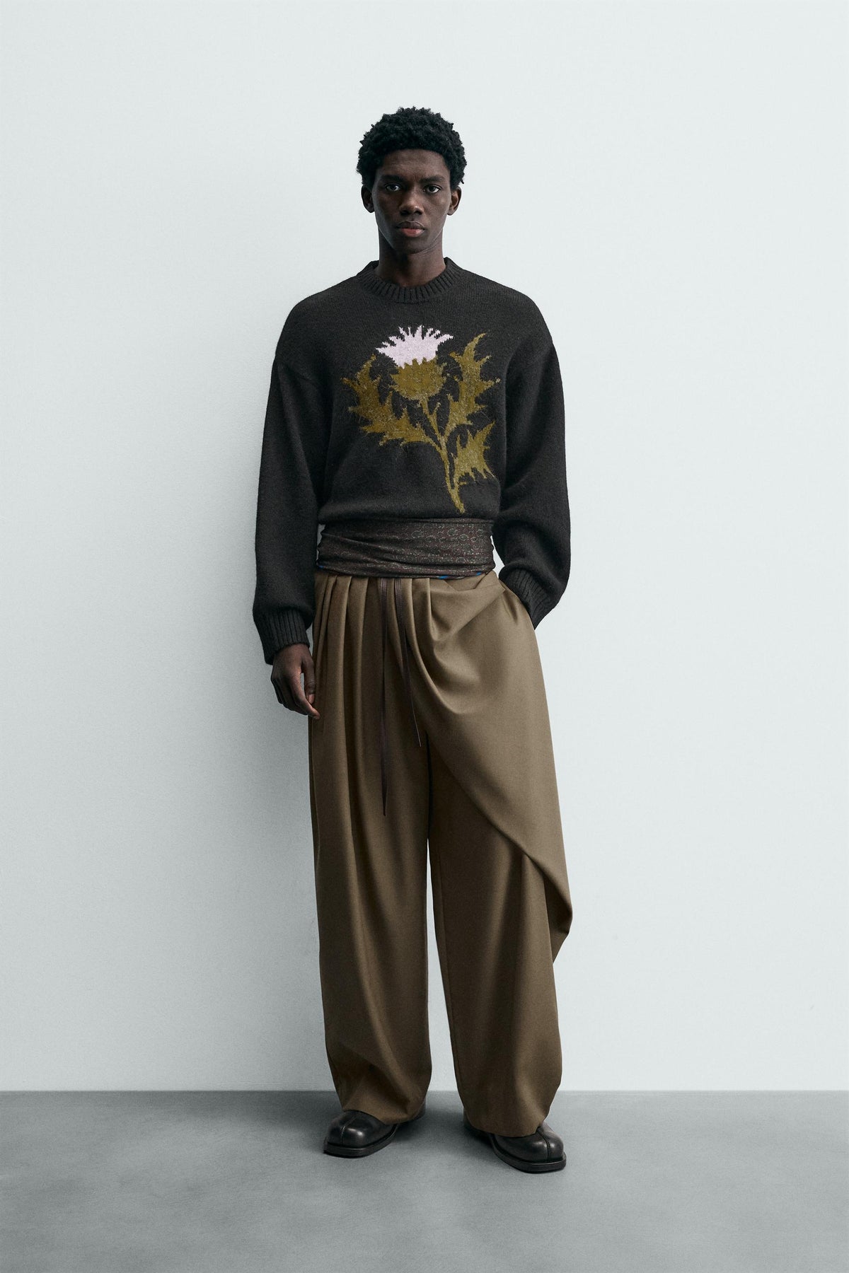 Drapierte Hose mit Kreuzdetail