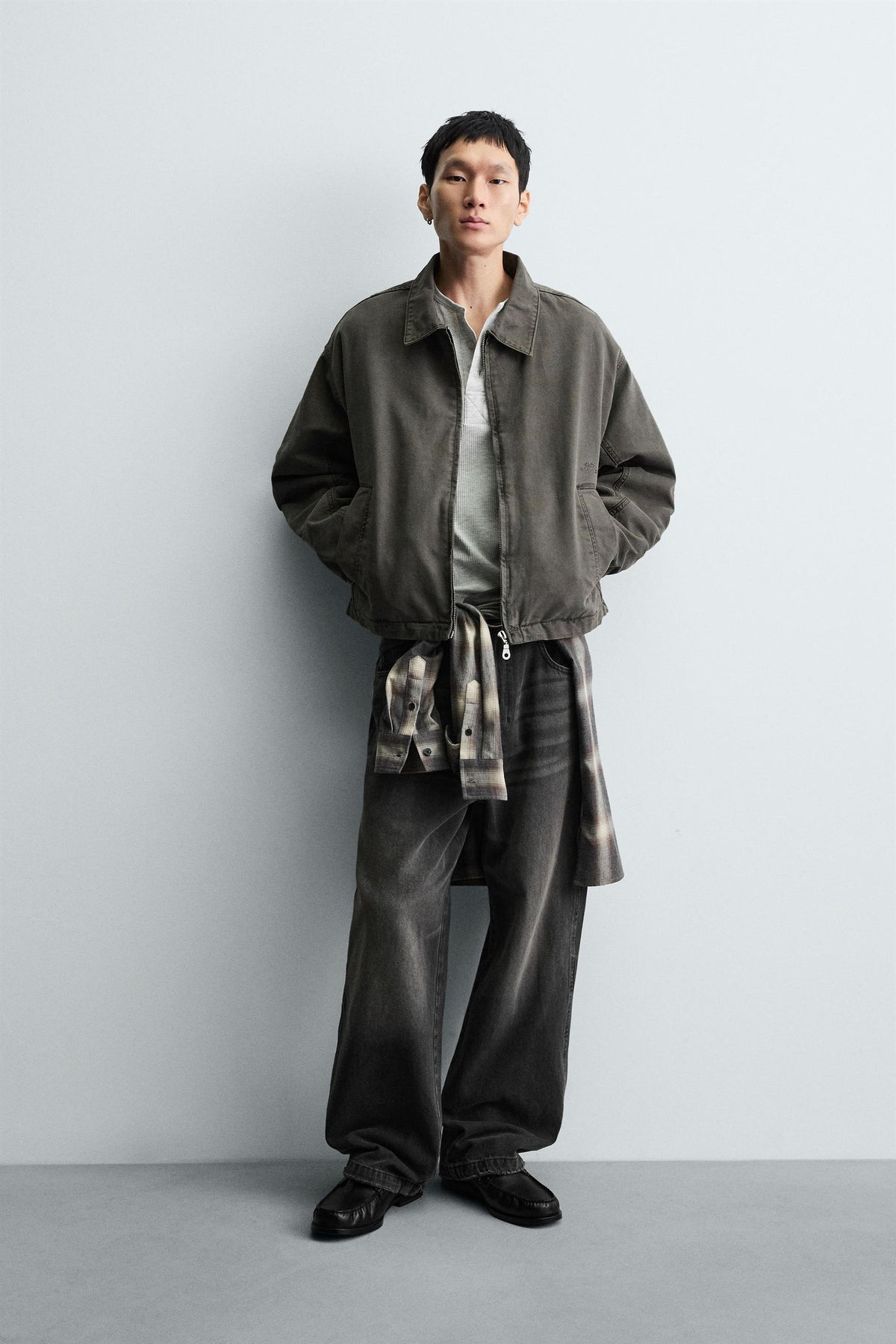 EMBROIDERED CROPPED FIT JACKET - Image 1