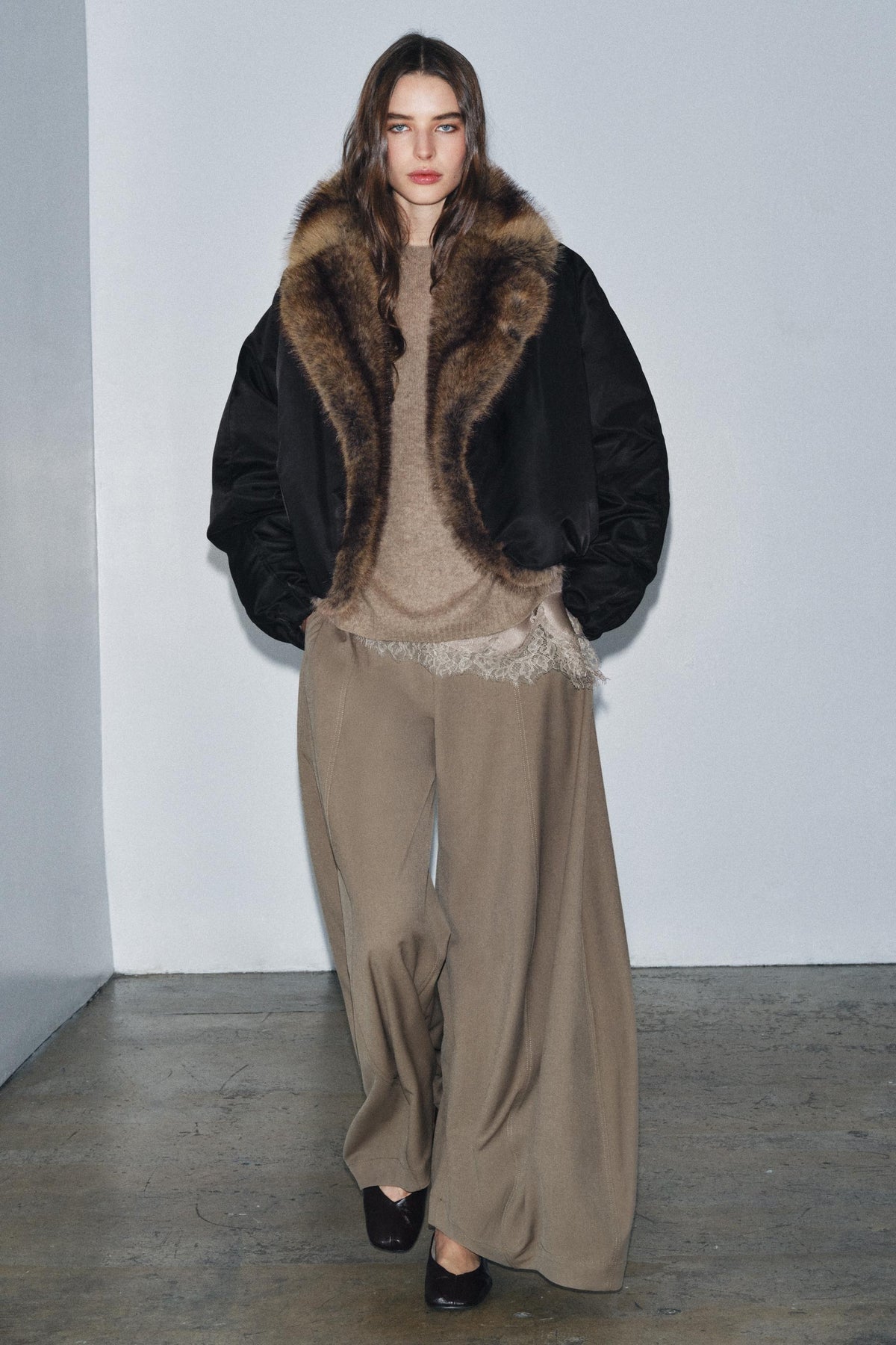 Bomberjacke aus Kunstpelz