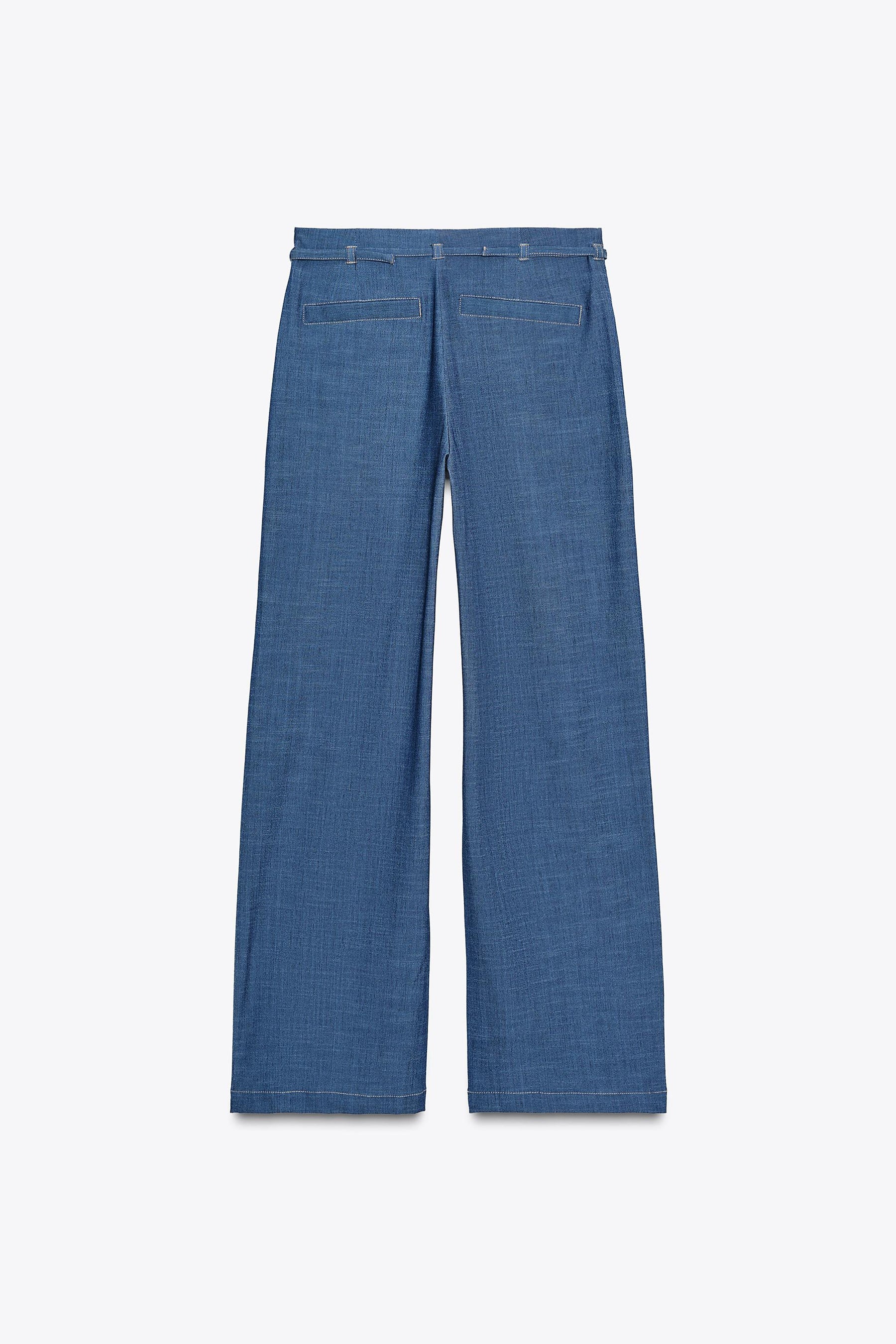 Weite Hose mit Gürtel