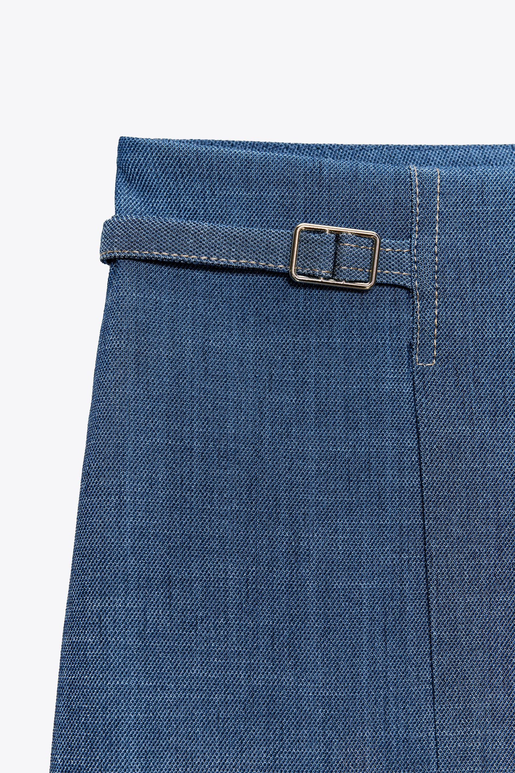 Weite Hose mit Gürtel