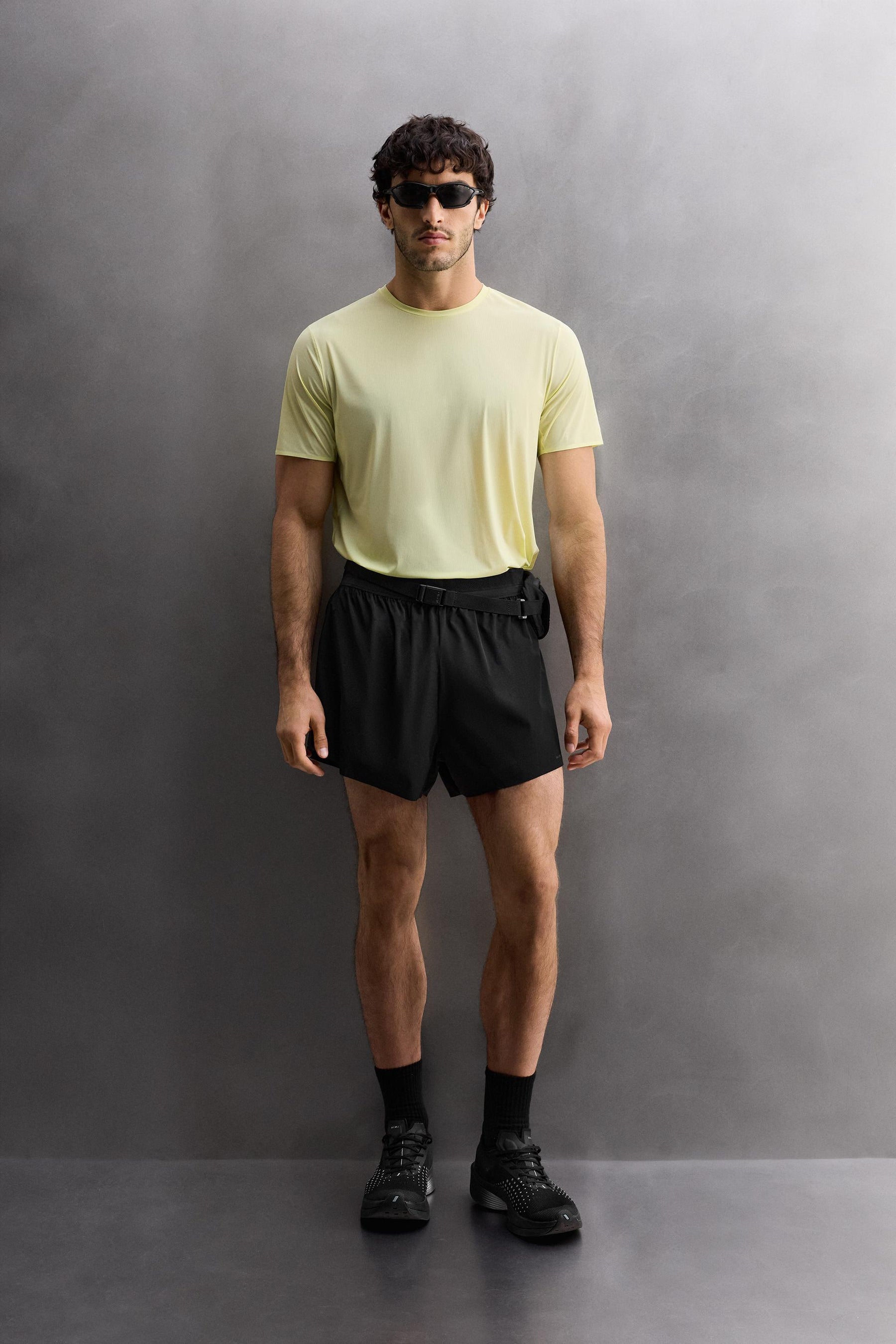 RUNNING SHORTS - Image 1