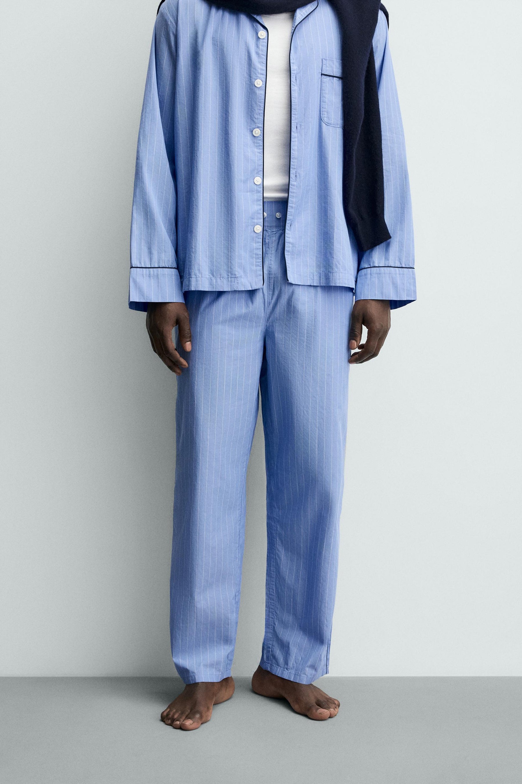 Pyjama-Set mit Paspelierung