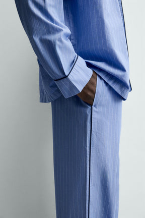 Pyjama-Set mit Paspelierung