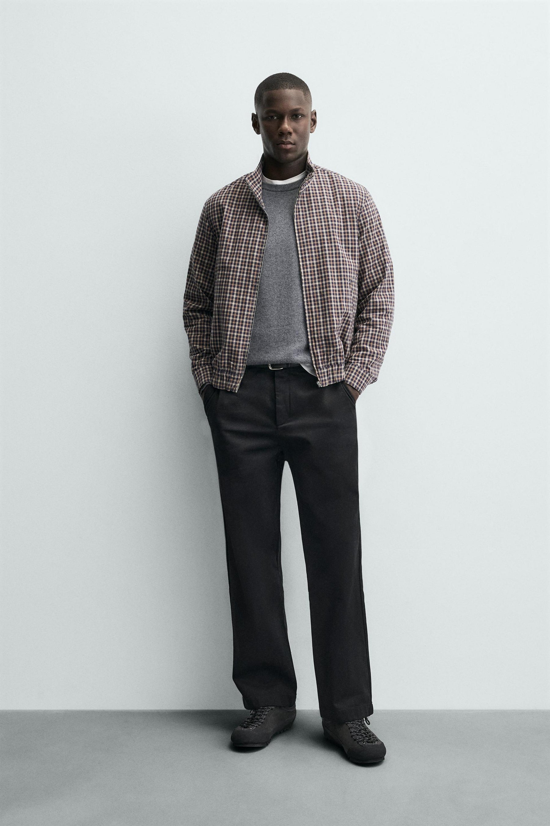 Chinos in klassischer Passform