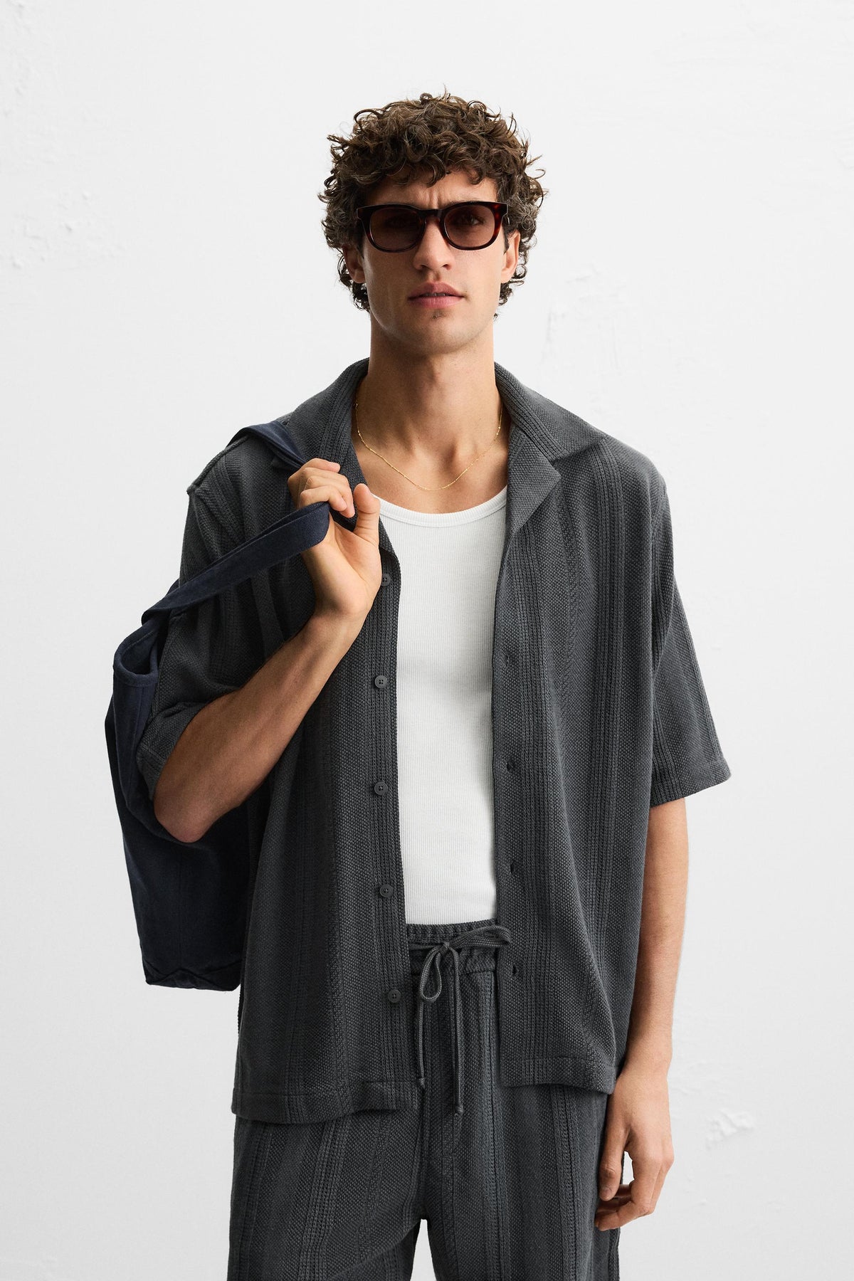 TEXTURED RELAXED FIT SHIRT - Image 2