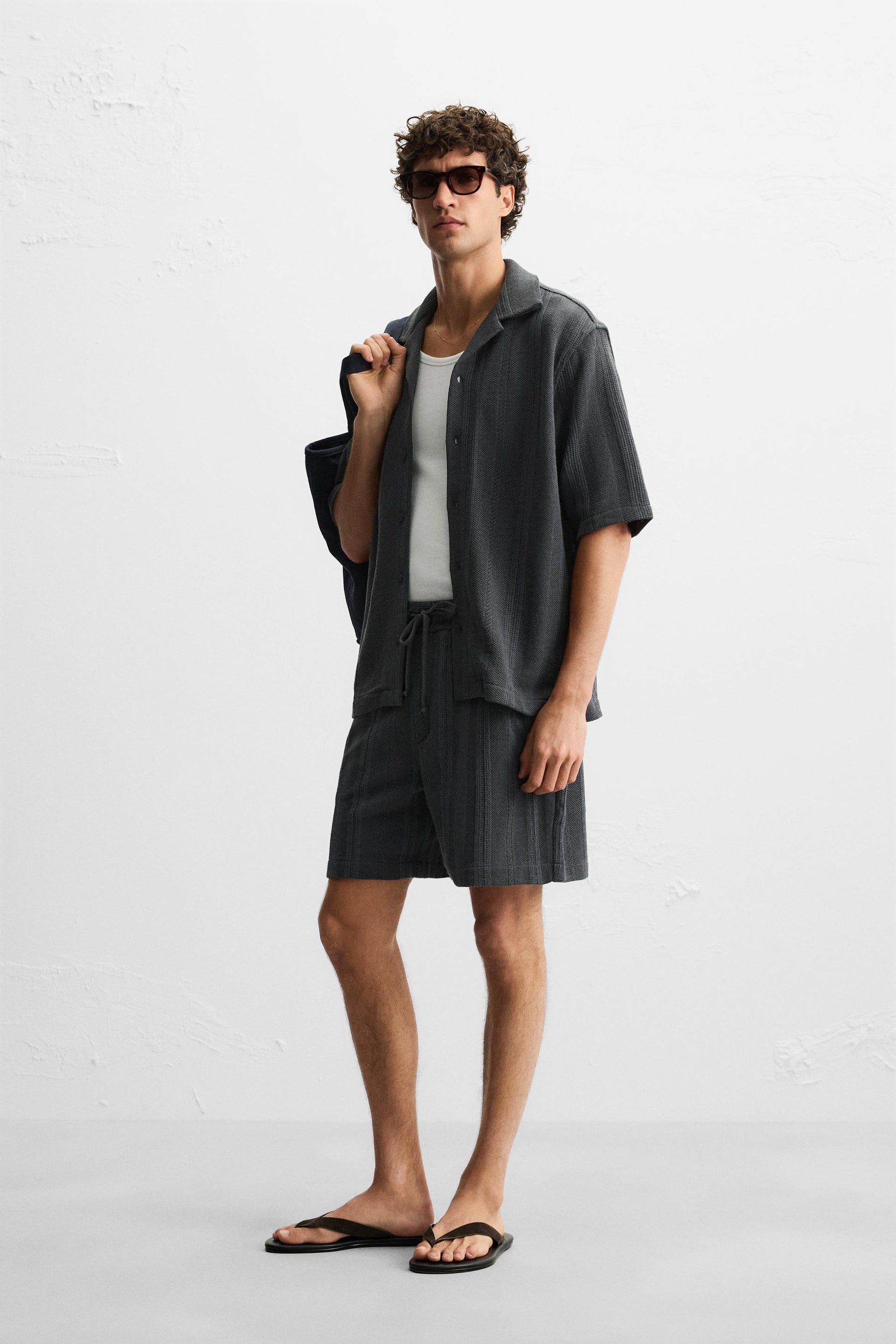 TEXTURED RELAXED FIT SHIRT - Image 4