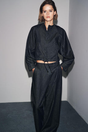 Bomberjacke aus Denim mit Puffärmeln