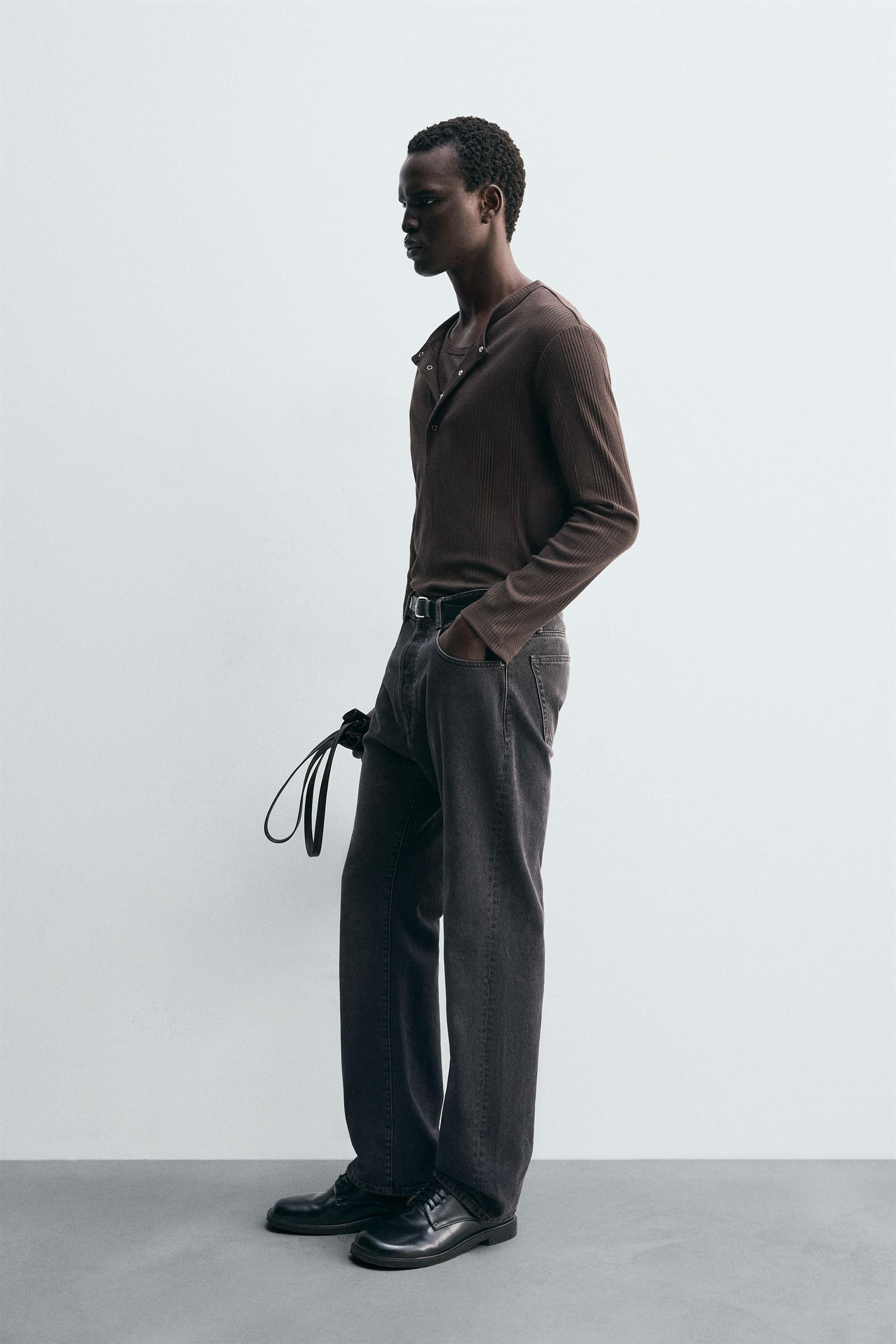 TEXTURED HENLEY T-SHIRT - Image 4