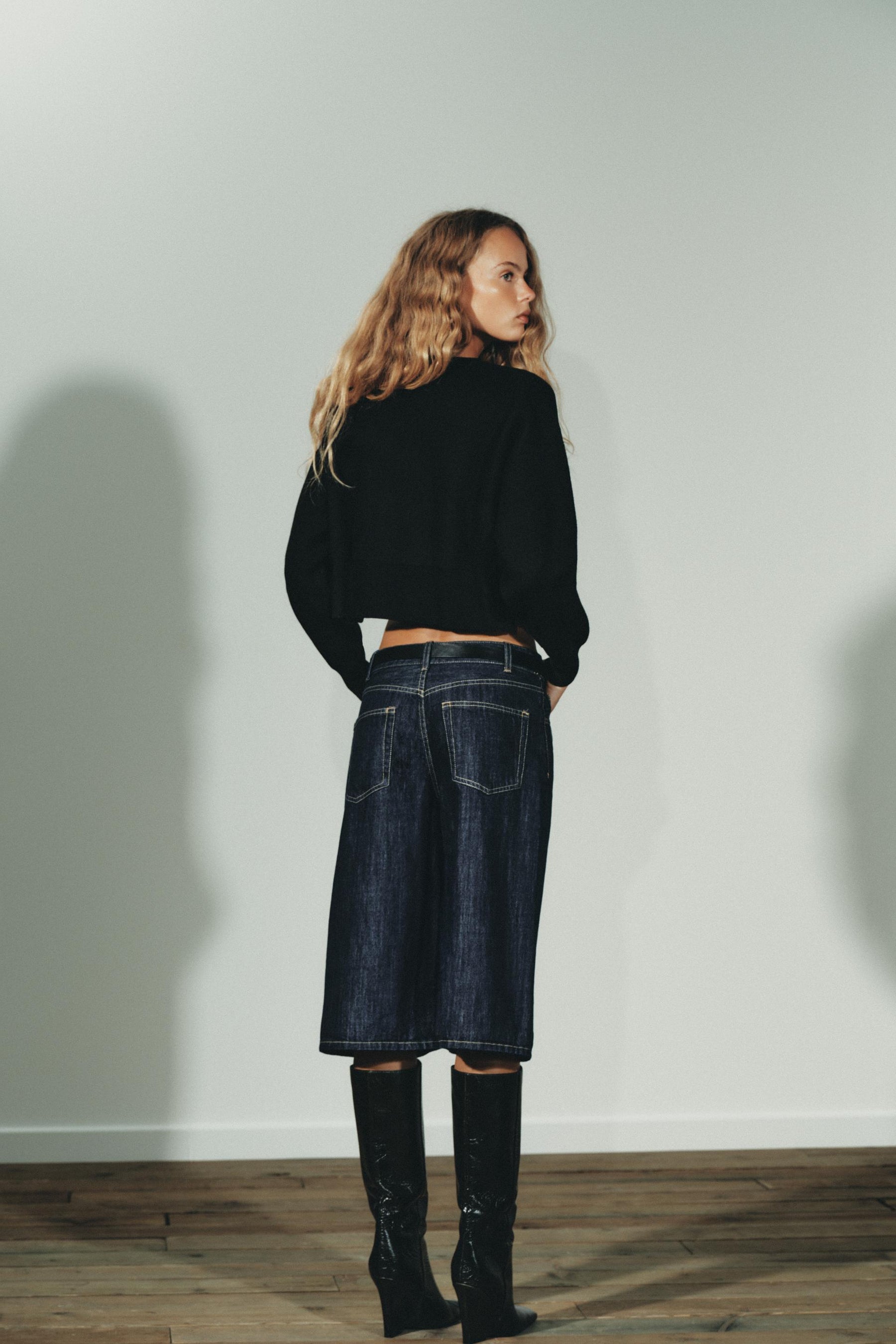 KURZGESTRICHENER PULLOVER