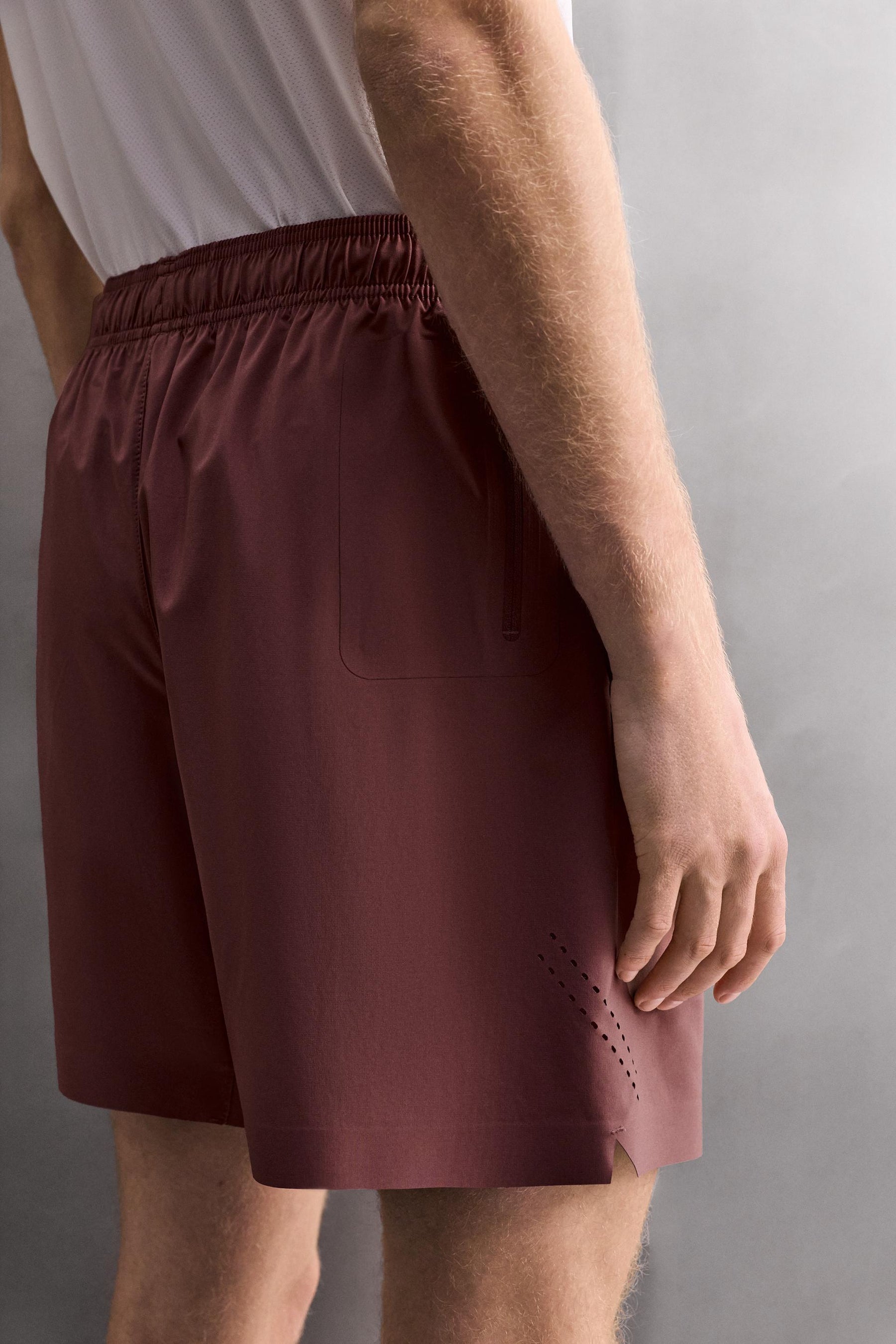 Perforierte Aktivshorts