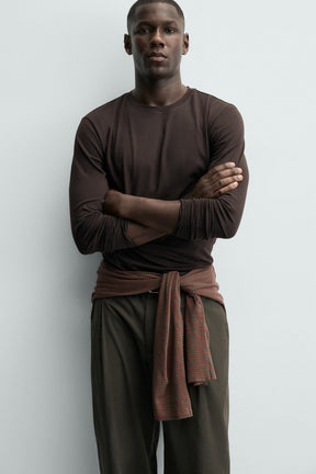 BASIC SLIM FIT T-SHIRT - Image 5