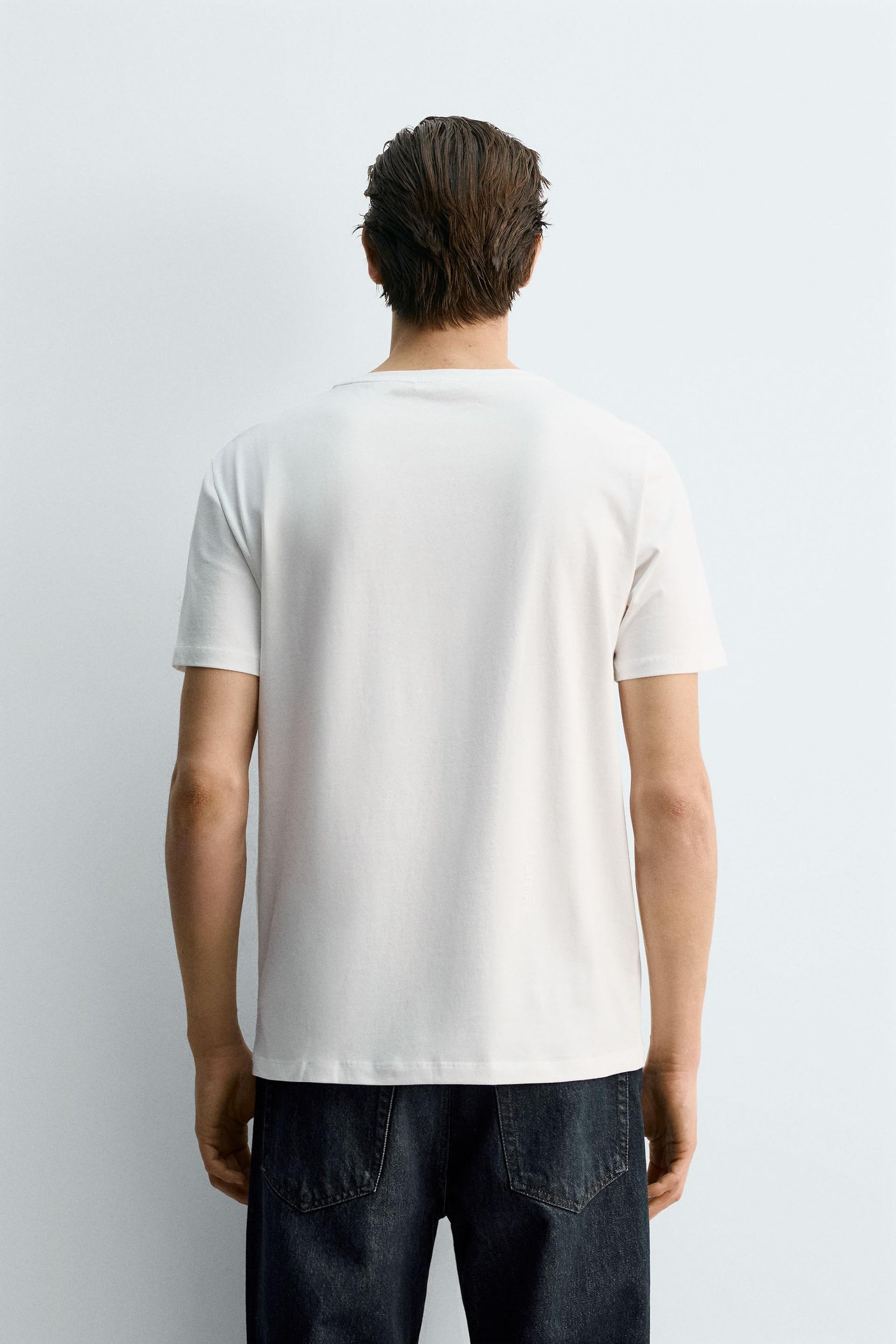 BASIC SLIM FIT T-SHIRT - Image 3